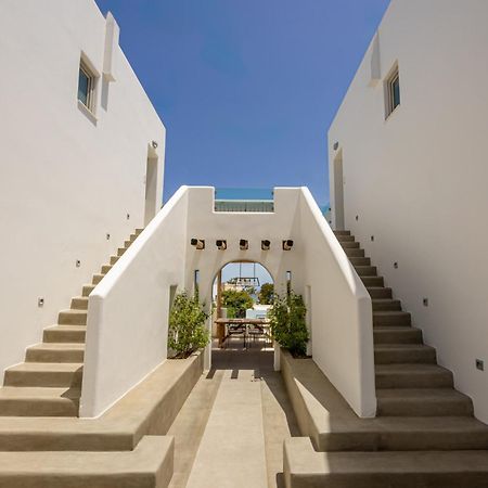 Altera Pars Suites メッサリア エクステリア 写真