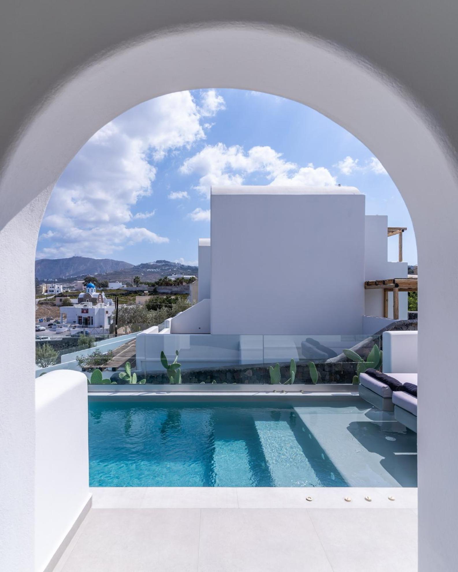 Altera Pars Suites メッサリア エクステリア 写真